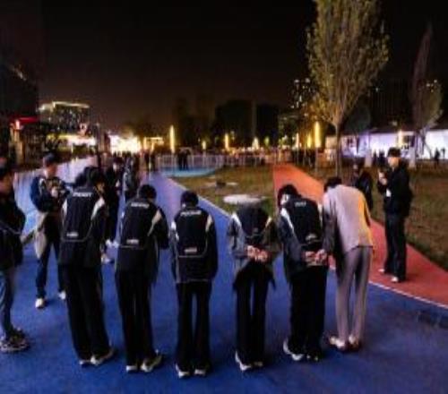 Xun 关闭了 Scout Light 吗？ JD Gaming 中路和打野的 Clockwork Nightmare 没有默契， Weibo Gaming 赢得了第一场比赛