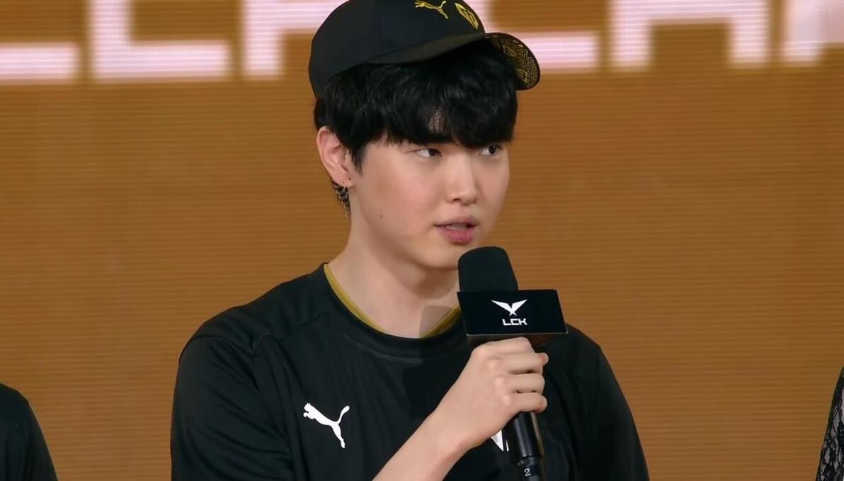 连夺两冠！南京Hero久竞战胜广州TTG 捧起银龙杯！